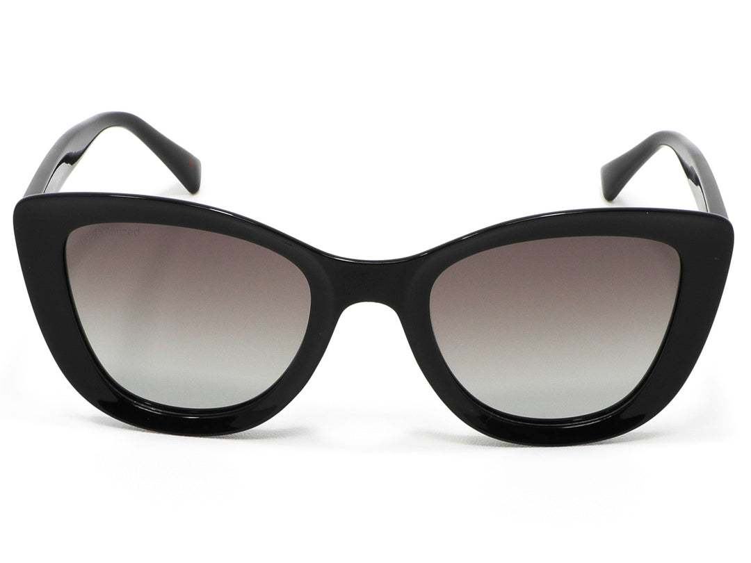 Lentes de sol para mujer Cloe en color negro con cristales degradados y diseño cat-eye.
