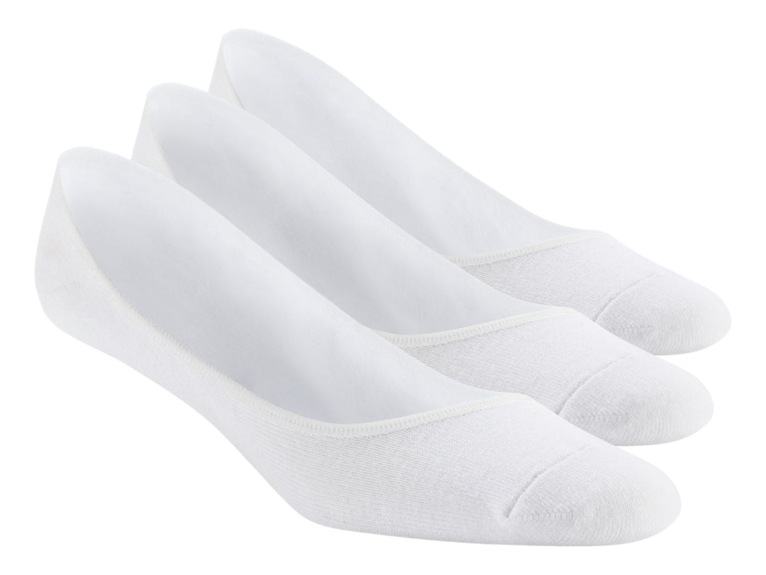 Paquete de tres calcetines invisibles color blanco para mujer de la marca Reebok.