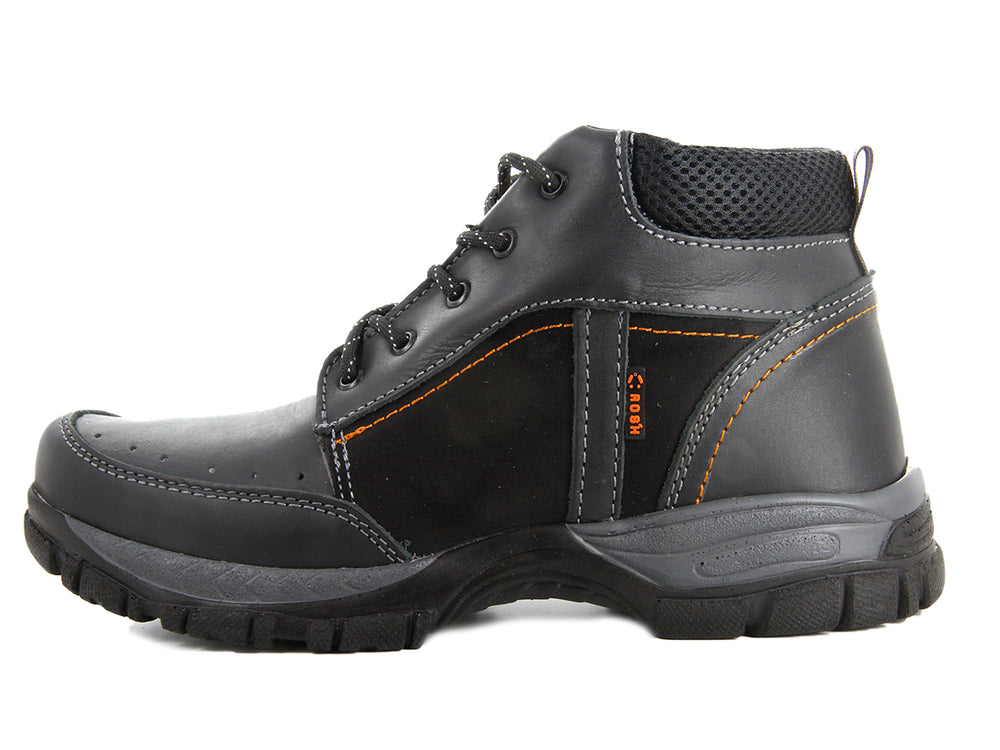 Botas negras para hombre marca Crosh con costuras decorativas en naranja y suela resistente.