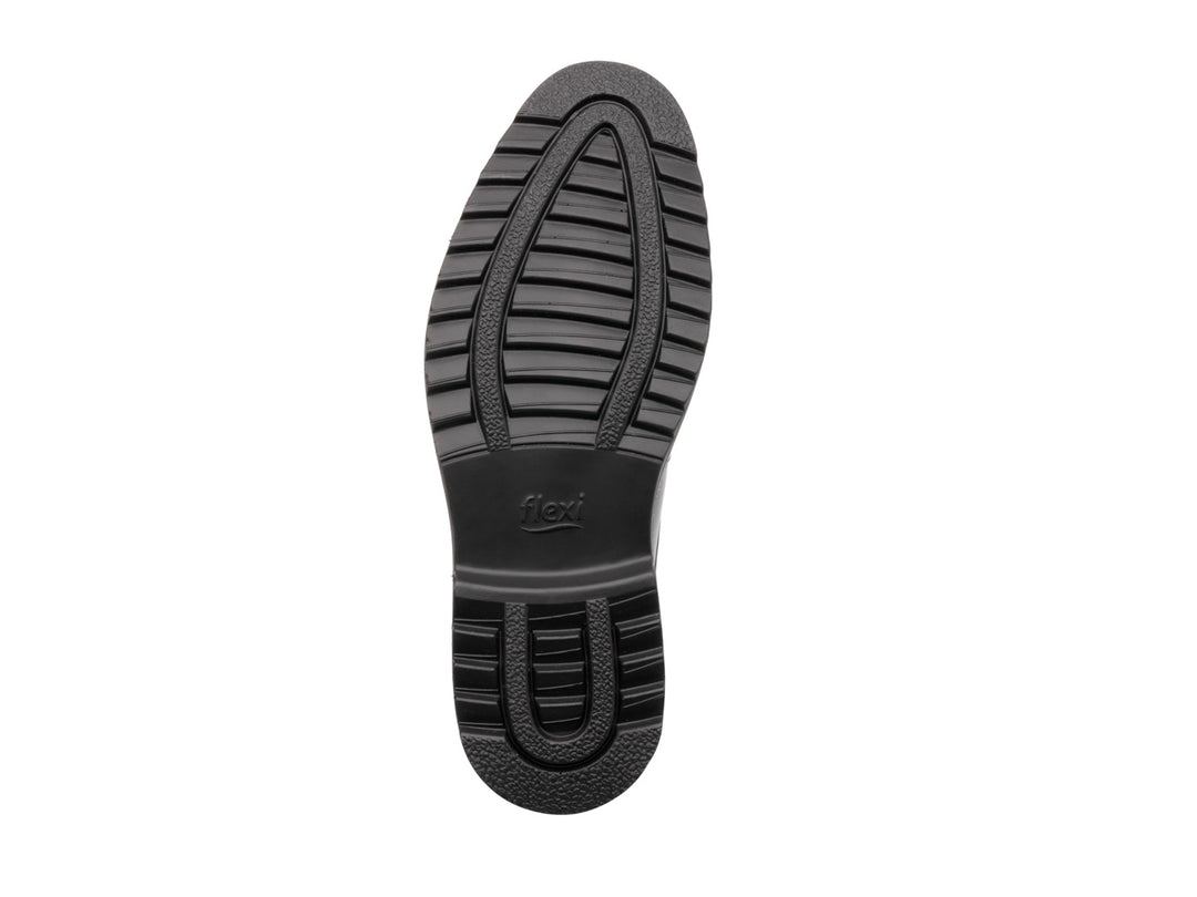 Zapato Flexi Stroll para hombre en color negro, de cuero con agujetas y suela gruesa.