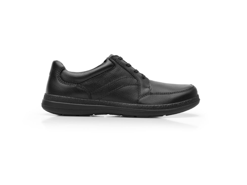 Zapato Flexi Loreto para hombre en color negro, material de cuero con cordones y suela plana.