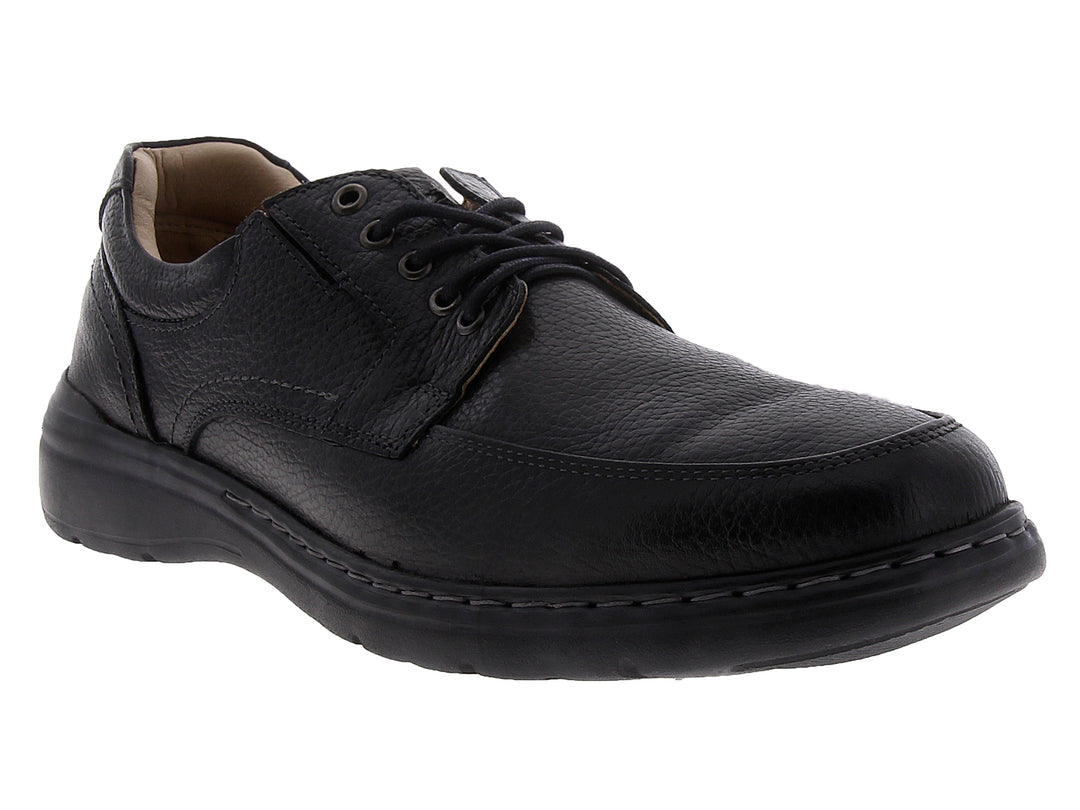 Zapato casual Dockers Mission para hombre en color negro con textura de cuero y agujetas.