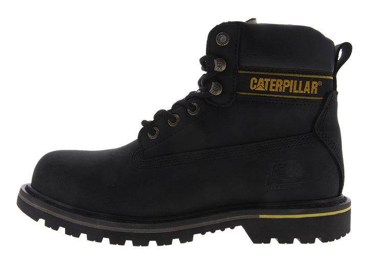 Bota de trabajo Caterpillar en color negro con detalles amarillos y suela resistente.