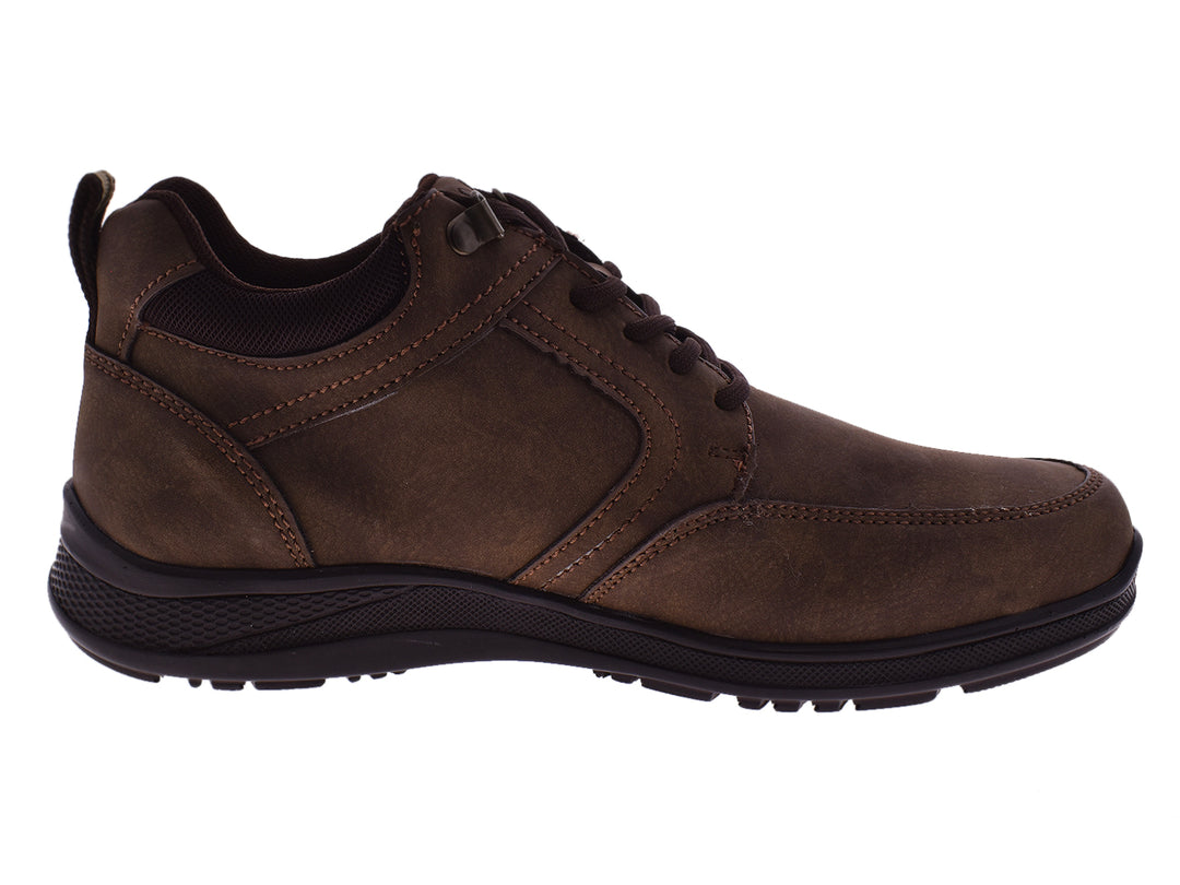 Par de botas casuales color café para hombre marca Romanos con agujetas y suela negra.