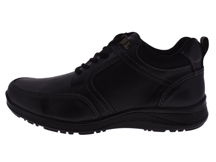Par de botas negras para hombre marca Romanos con agujetas y suela negra.