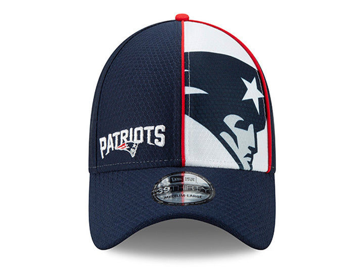 Gorra New Era de los New England Patriots en color azul marino con panel frontal blanco y detalles rojos.