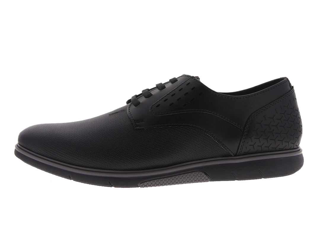 Zapato casual negro con detalles en gris y agujetas.