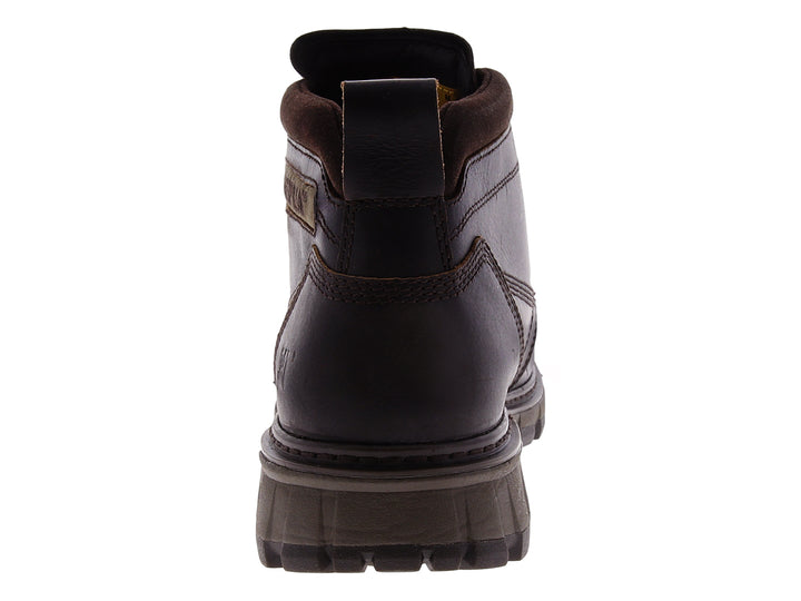 Botas Caterpillar Gold Rush para hombre en color marrón oscuro con suela gruesa y cordones.