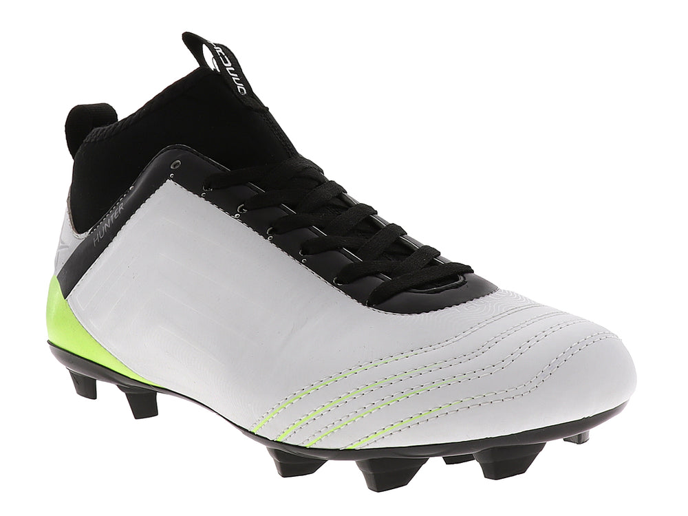 Calzado de fútbol Leon Trucco Hunter color blanco con detalles en negro y verde neón.
