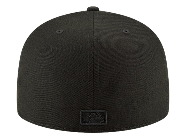 Gorra de béisbol New Era color negro con visera plana y logotipo bordado de Boston Red Sox.