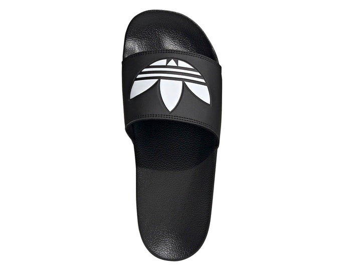 Sandalia Adidas Adilette Lite en color negro con logo blanco en la banda superior.