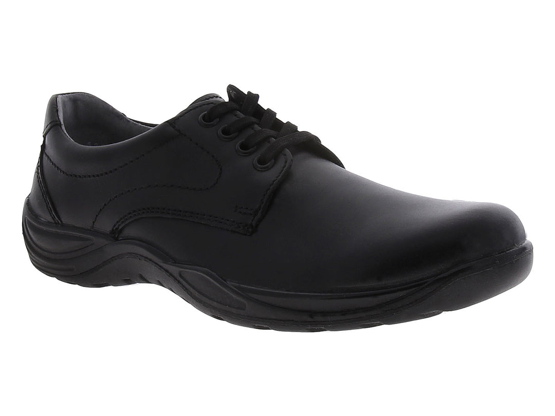 Zapato negro de cuero para niño con cordones, estilo elegante.