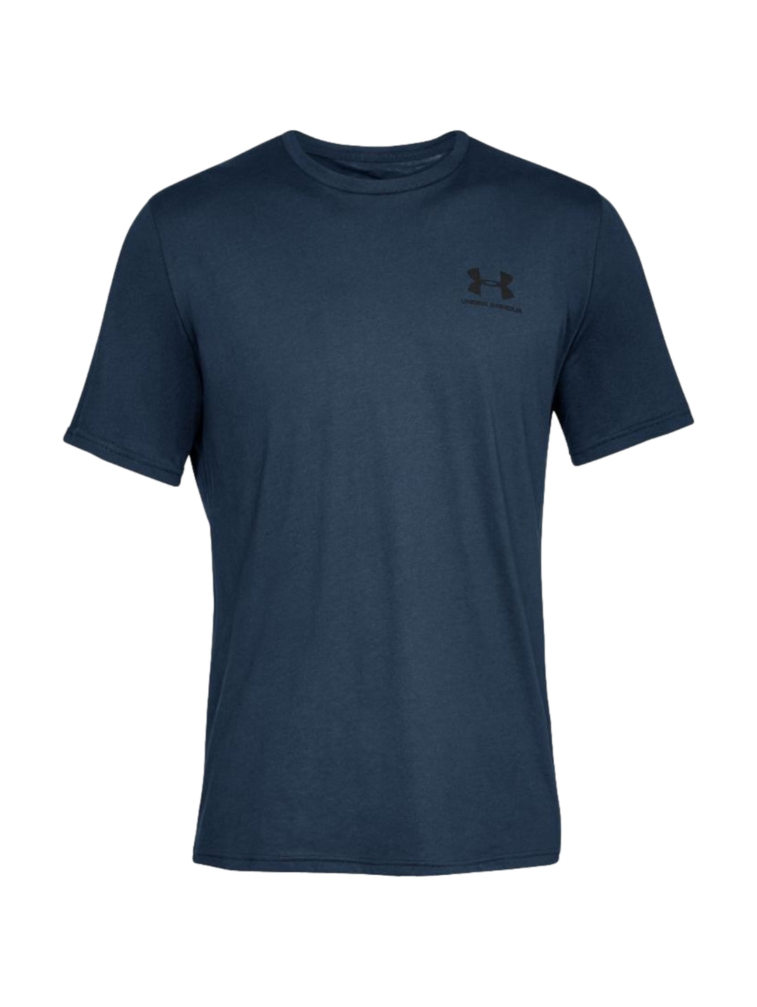 Hombre vistiendo playera deportiva Under Armour de color azul marino con logo negro en el pecho.
