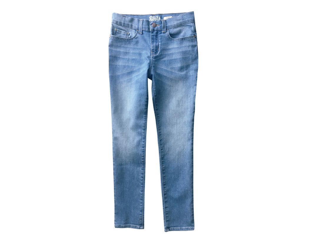 Jeans para niña de color azul con efecto de lavado doble stone.