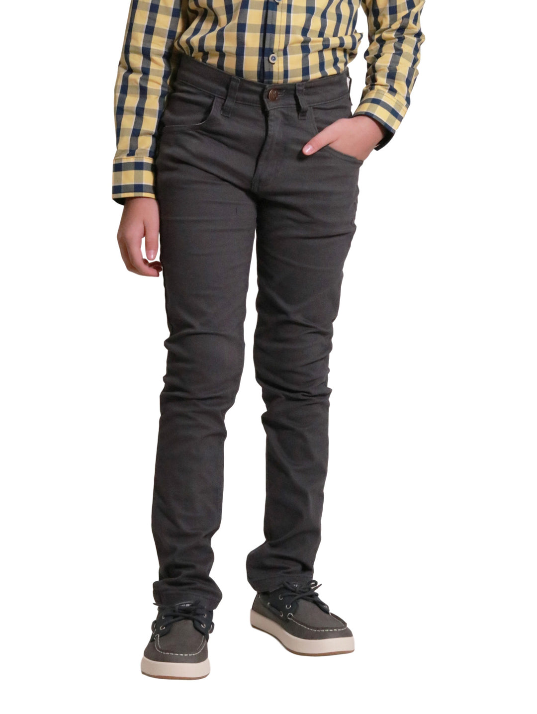 Pantalón largo para niño en color gris oscuro Oxford, estilo casual y ajuste recto.