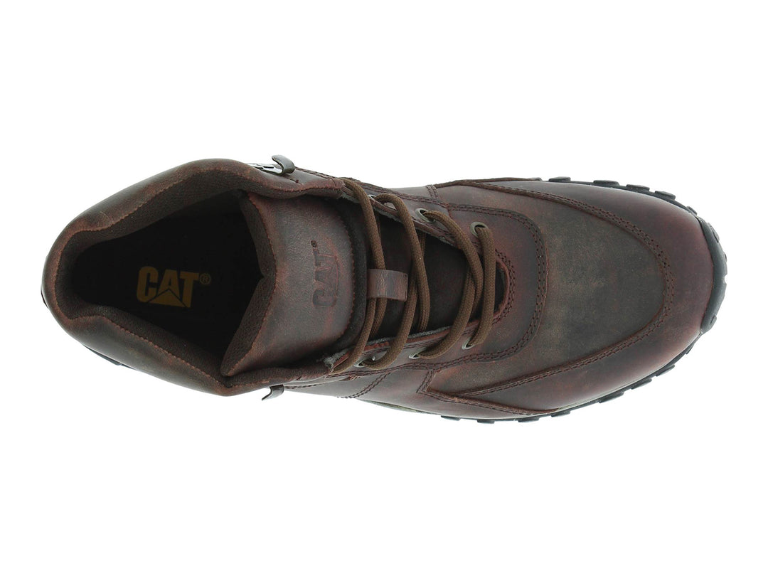 Bota Caterpillar Adventure para hombre en color marrón con suela gris y cordones.