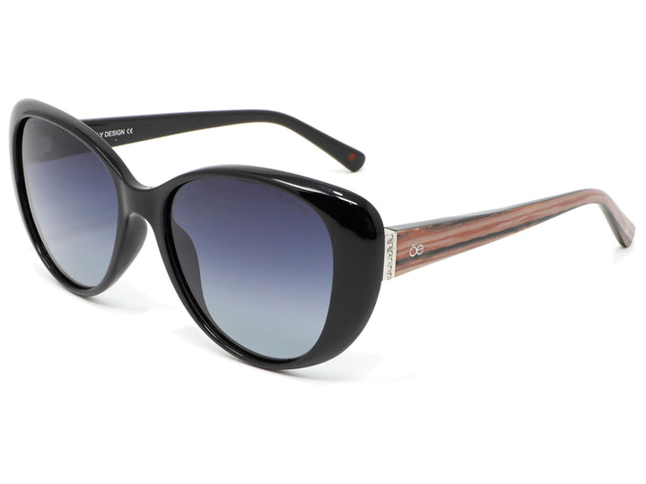 Lentes de sol para mujer con montura negra brillante y varillas en color café.