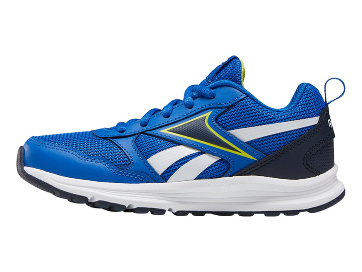 Tenis deportivos Reebok color azul con detalles en azul marino y amarillo y suela blanca.