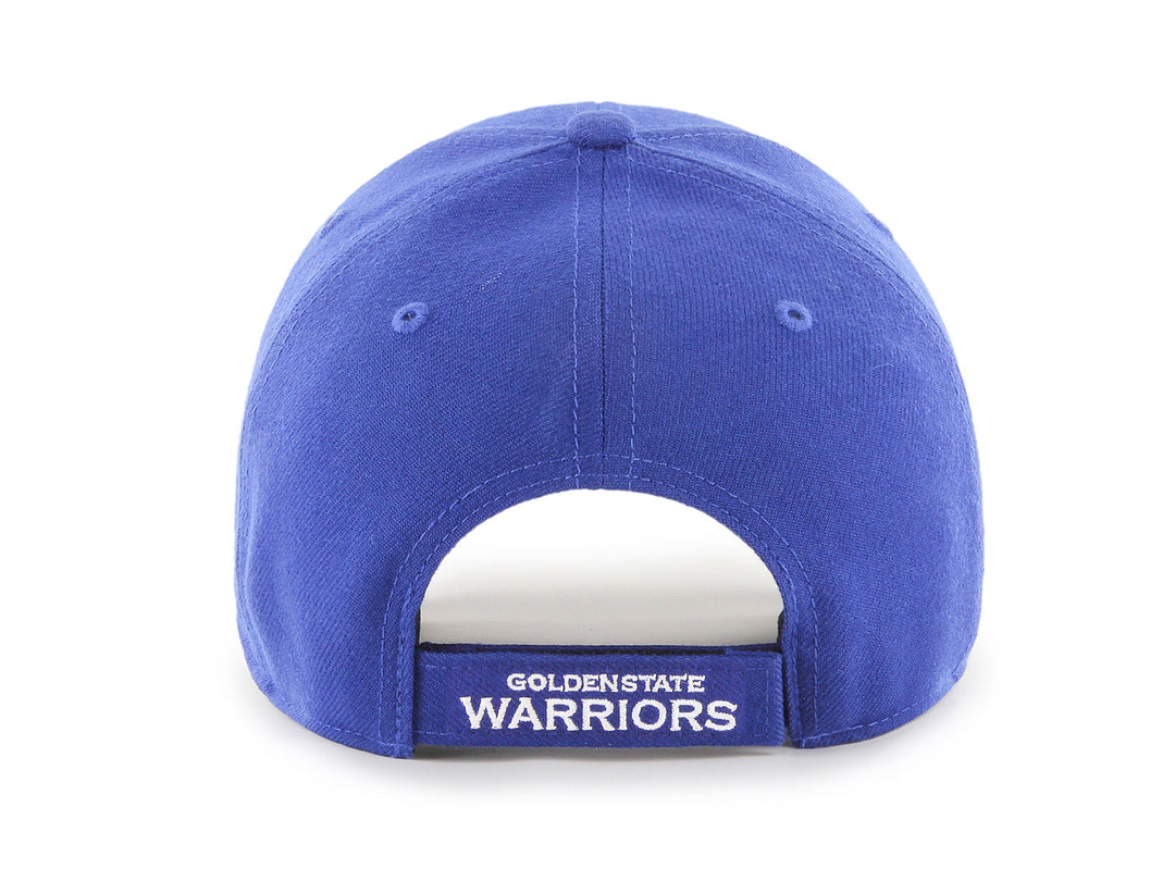 Gorra de béisbol color azul royal con logo de Golden State Warriors bordado al frente.