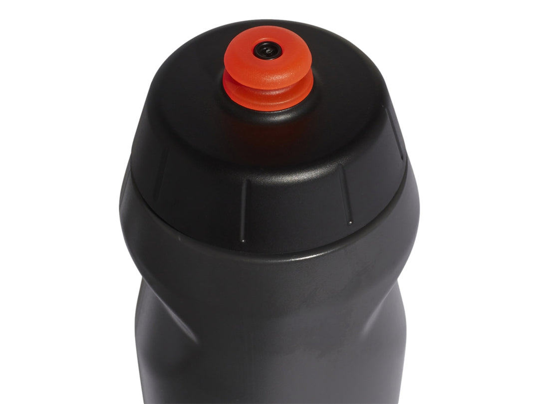 Botella de agua deportiva Adidas color negro con tapa roja y logotipo blanco.