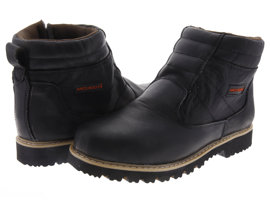 Botín industrial El Arco Boots en piel color negro con cierre lateral y suela gruesa de hule.