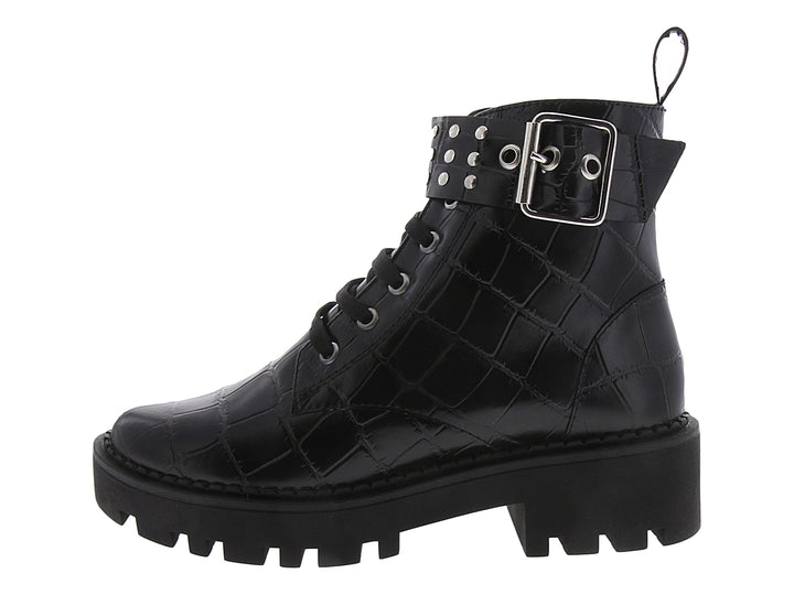 Botas combat negras para mujer con textura de cocodrilo, suela track y detalles metálicos en plata.