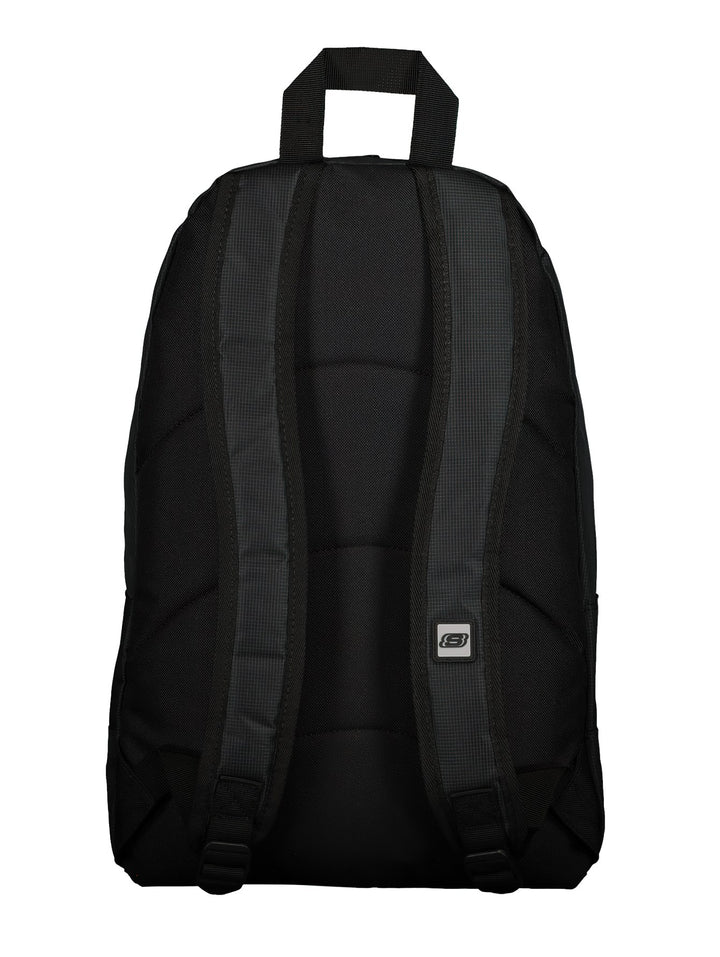 Mochila Skechers color negro con logotipo frontal blanco y negro, diseño deportivo y funcional.