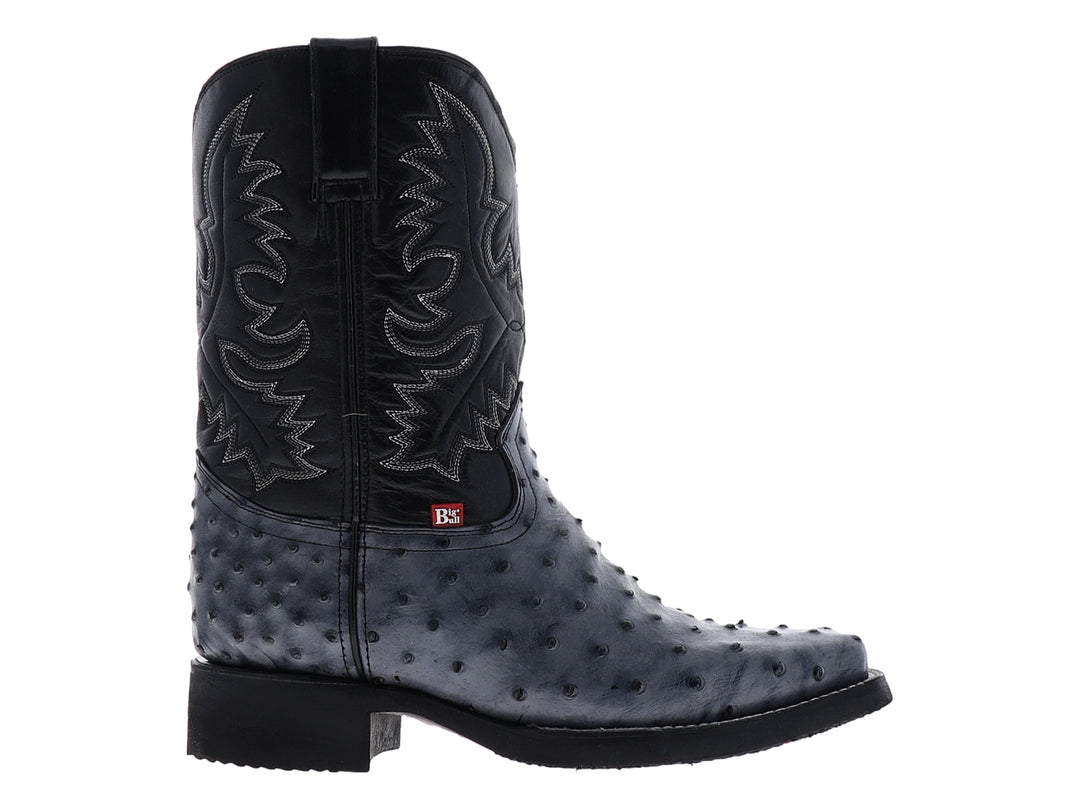 Botas vaqueras para hombre de cuero de avestruz color gris con tubo negro y costuras decorativas.