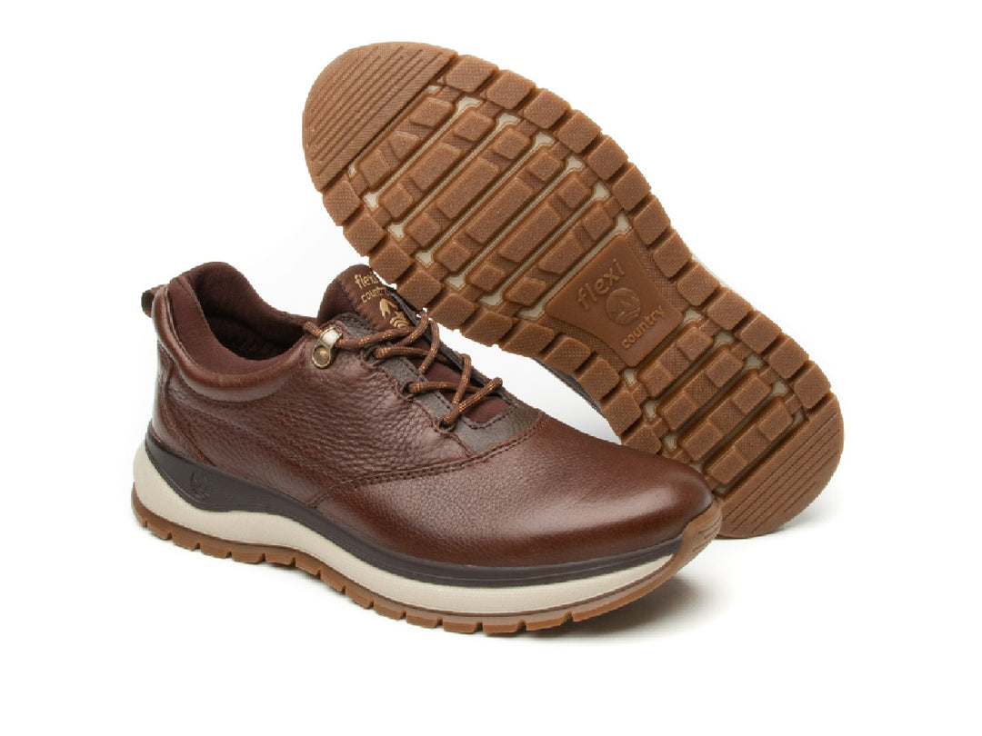 Botas Flexi Randall Country para hombre en color café con suela beige y cordones