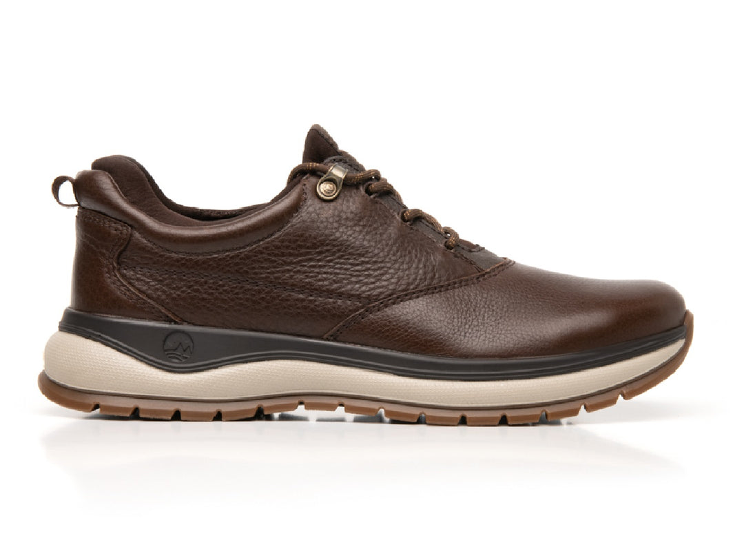 Botas Flexi Randall Country para hombre en color café con suela beige y cordones