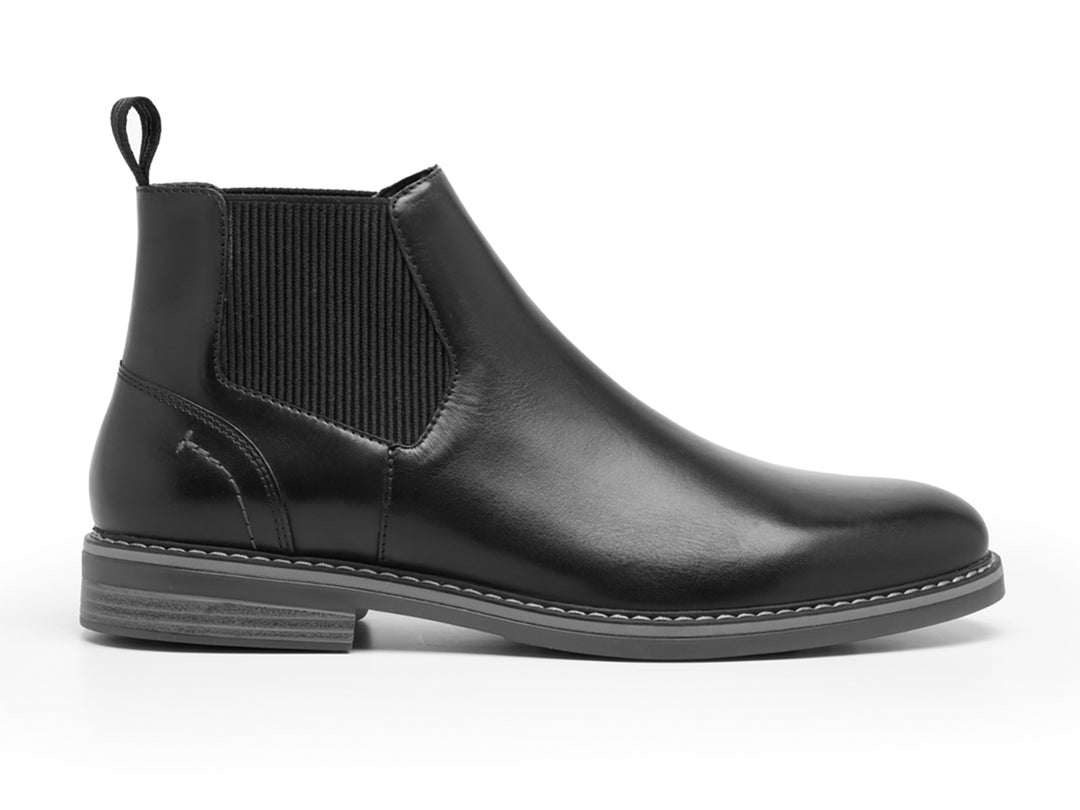 Botas negras Flexi Dinamo para hombre de cuero con panel elástico lateral.