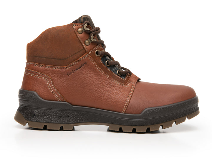 Botas Flexi Epic Country para hombre en color tan con suela negra y detalles en tela.