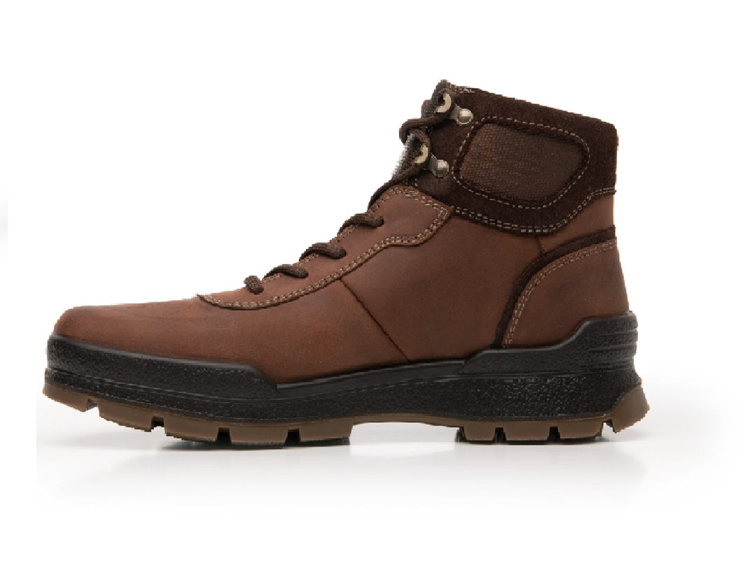Bota Flexi Epic Country para hombre en color café Shedron con suela negra y cordones.