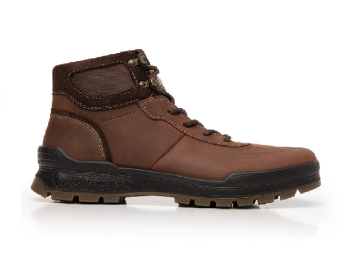 Bota Flexi Epic Country para hombre en color café Shedron con suela negra y cordones.