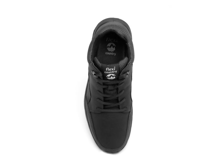 Botas Flexi Jason Country para hombre en color negro con cordones y suela robusta.