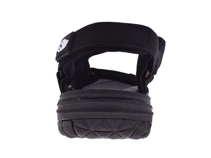 Par de sandalias negras para niños marca UNGA con correas ajustables y suela resistente.
