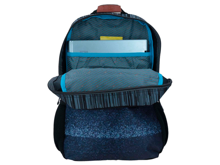 Mochila escolar infantil Chenson en colores negro y azul oscuro con diseño texturizado.