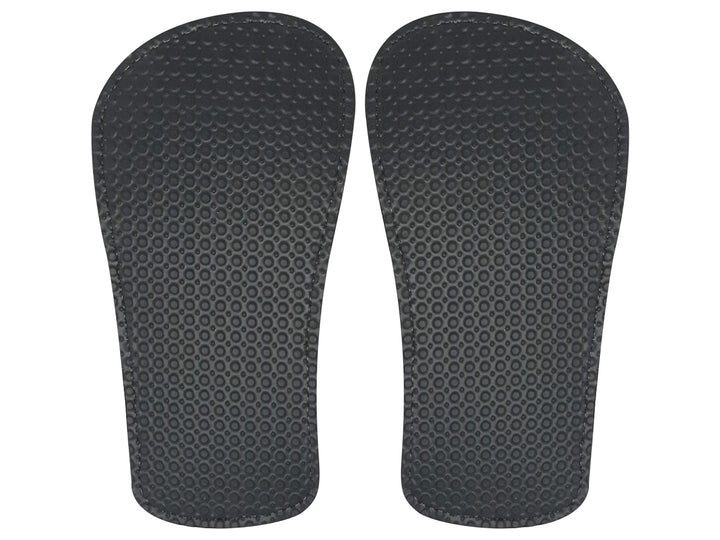 Pantuflas negras para mujer con moño rosa, lunares blancos y diseño de Minnie Mouse.