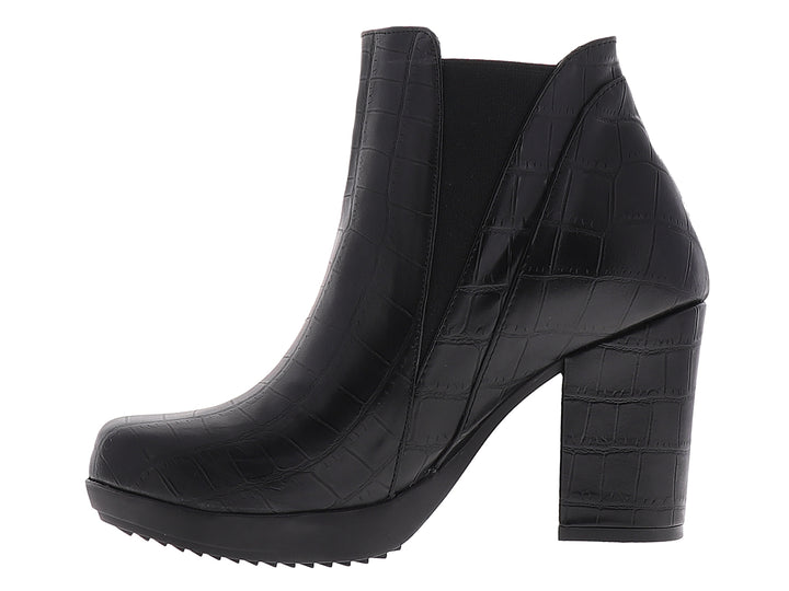 Botines negros para mujer con tacón cuadrado y textura de piel de cocodrilo.