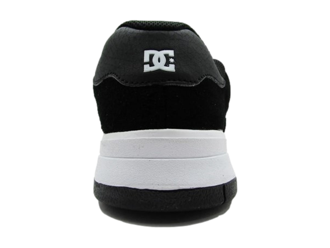 Tenis DC Shoes Central para hombre en color negro con suela blanca.