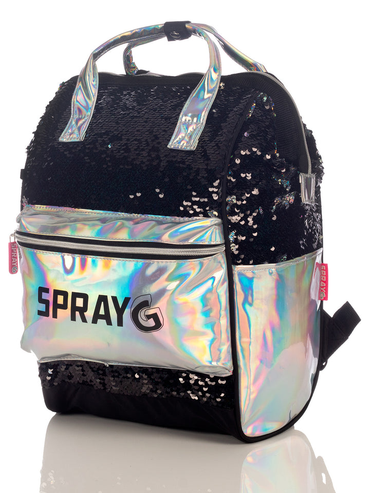 Lonchera infantil negra con lentejuelas y bolsillo frontal holográfico con el texto SPRAY G.