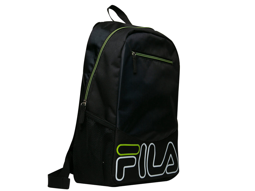 Mochila escolar FILA color negro con detalles en verde y logotipo blanco frontal.