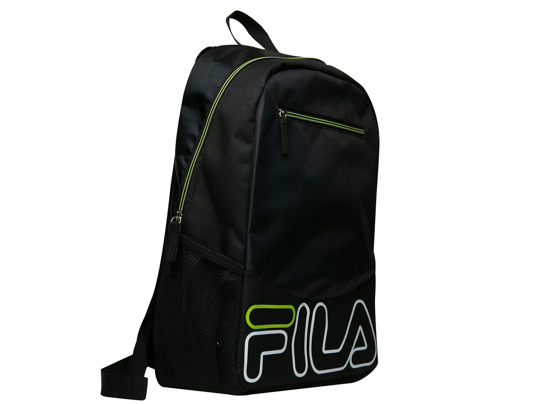 Mochila escolar FILA color negro con detalles en verde y logotipo blanco frontal.
