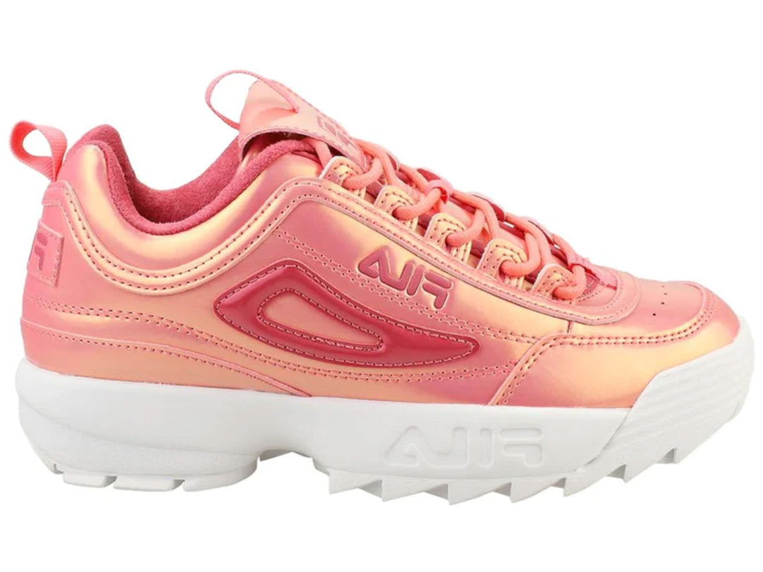 Tenis FILA Disruptor II para mujer en color rosa metálico con suela blanca dentada.