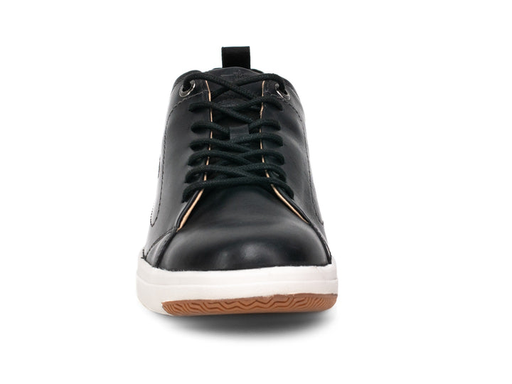 Tenis Dockers Malibu para hombre en color negro con suela blanca y marrón.