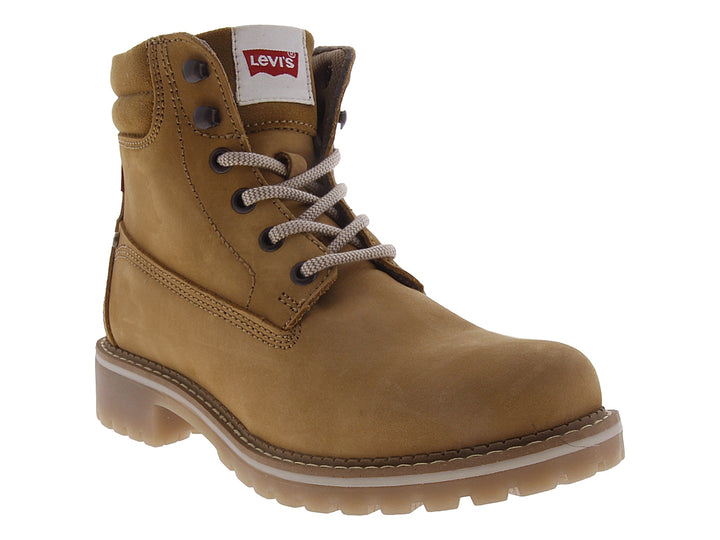Bota casual de color miel con cordones y suela dentada.