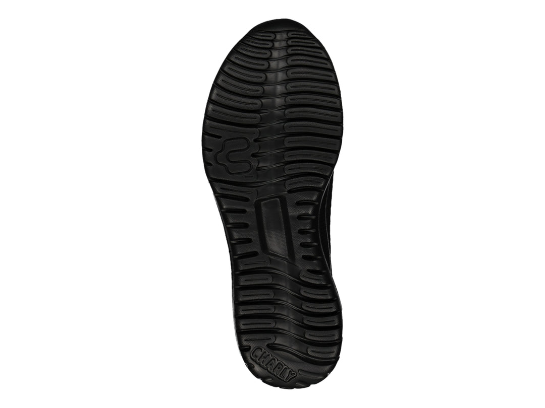 Par de tenis deportivos color negro con tejido transpirable y suela sintética.