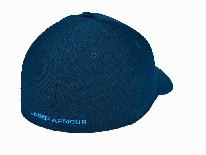 Gorra deportiva Under Armour de color azul con logotipo frontal y visera curva.