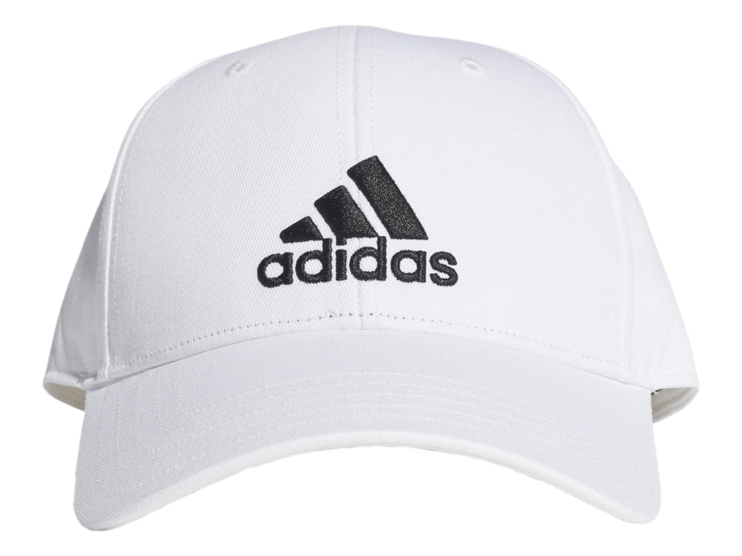 Gorra de béisbol Adidas color blanco con logotipo negro frontal.
