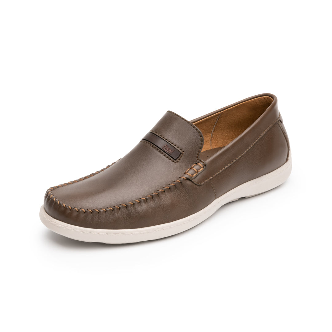 Zapato Flexi Barbados para hombre en color olivo con suela blanca.